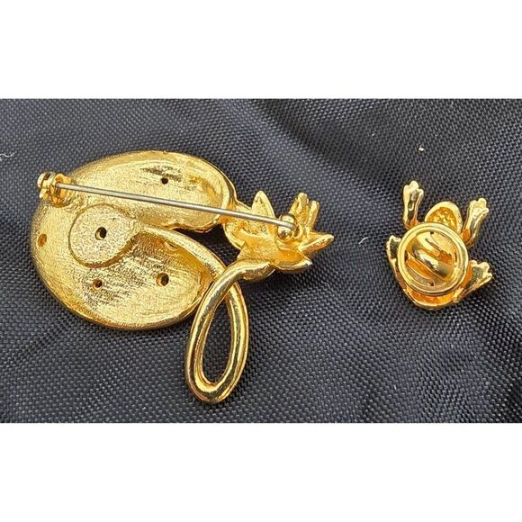 Frog & Lily Pad Enamel Brooch Pin Set Gold Tone Lapel Accessory Green & Orange J - Picture 6 of 7